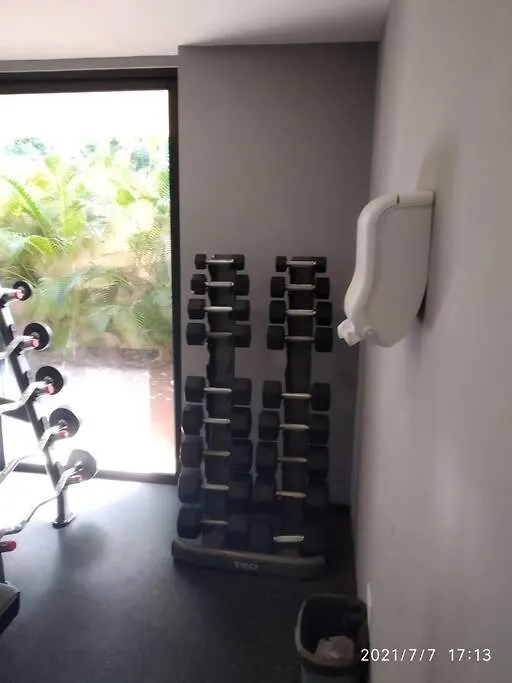 Apt -Spacious-Modern-Luxury-Comfort-Quiet Area Tulum