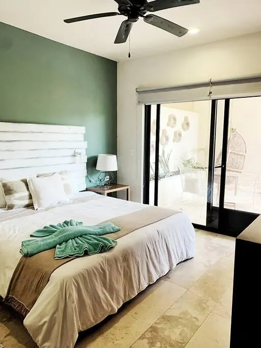 Apt -Spacious-Modern-Luxury-Comfort-Quiet Area Tulum Apartment